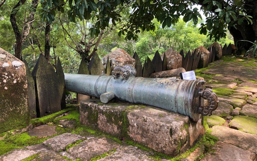 Canone in posizione ad Ambohimanga